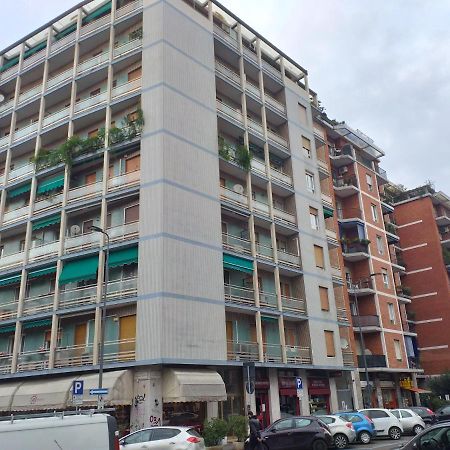 Appartement Meta Italy Da Enzo à Milan Extérieur photo